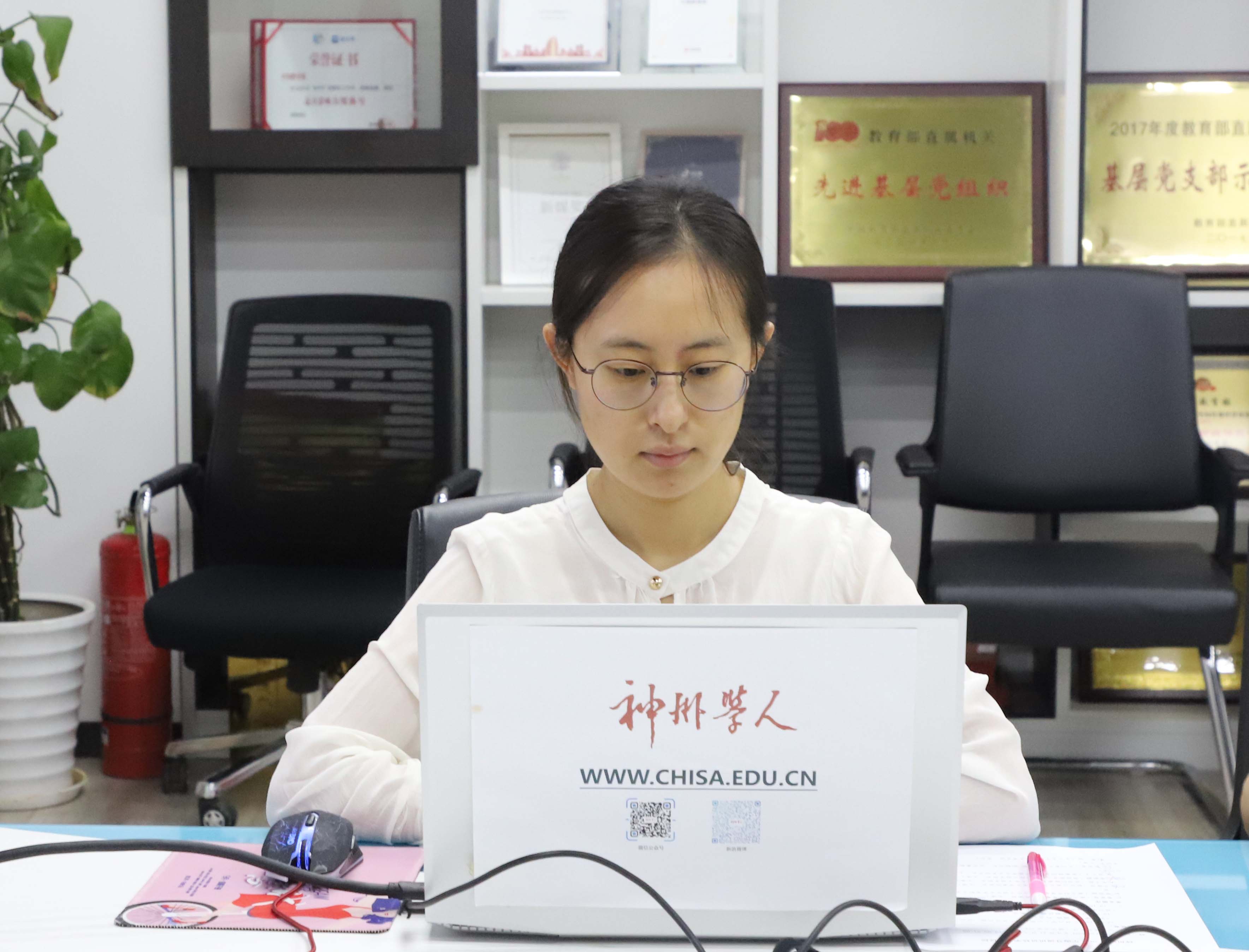 贾梦溪03.jpg
