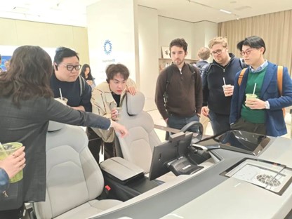 牛津学子“感受北京IP”活动举行(图2)