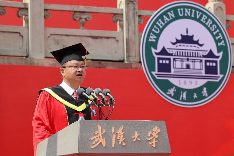 华体育官网毕业季高校校长金句频出哪句最戳中你的心(图4)