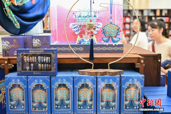 年终特稿）出彩、出圈、出海中国向世界呈现文化新样貌