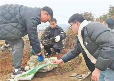 科技小院,扎根乡土茁壮生长