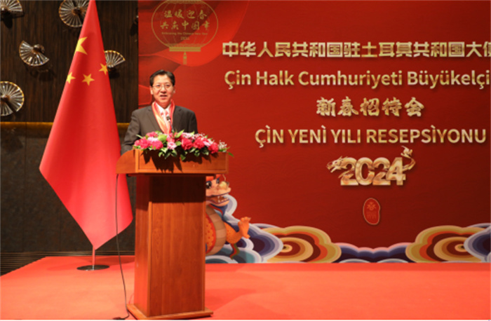 刘少宾大使致辞（使馆供图）