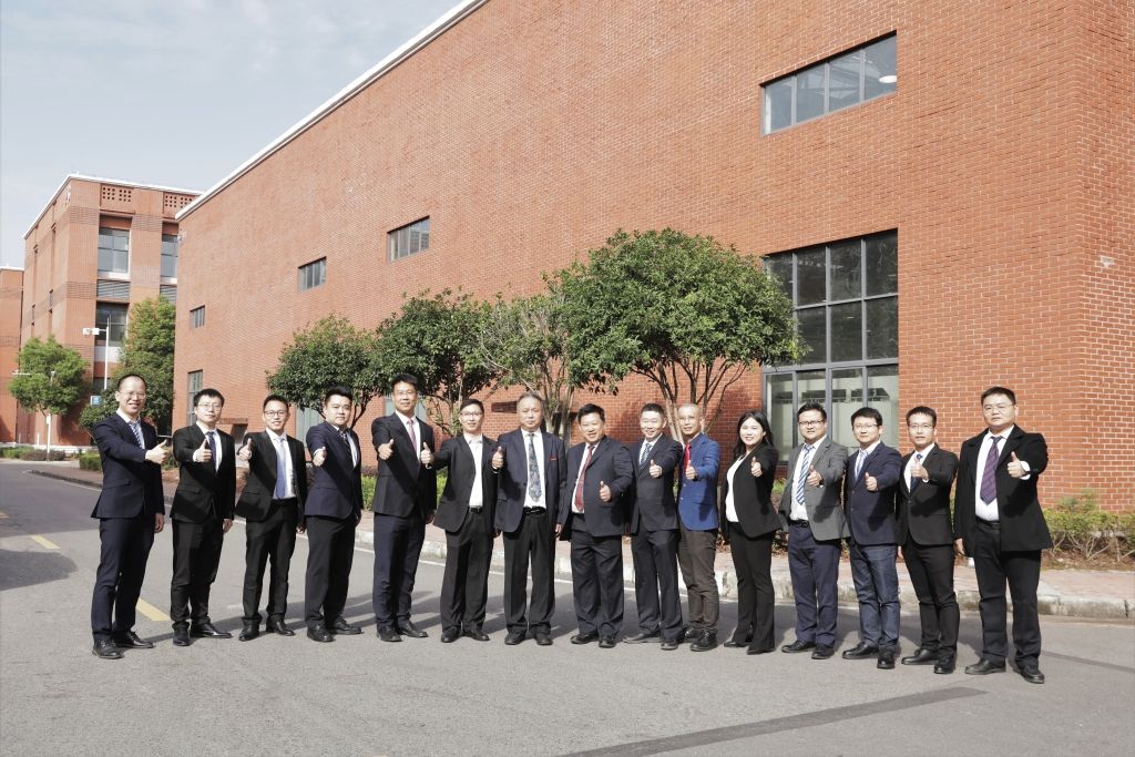 重庆市黄大年式教师团队——节能与新能源汽车关键零部件先进试验检测技术与装备教师团队 - 副本